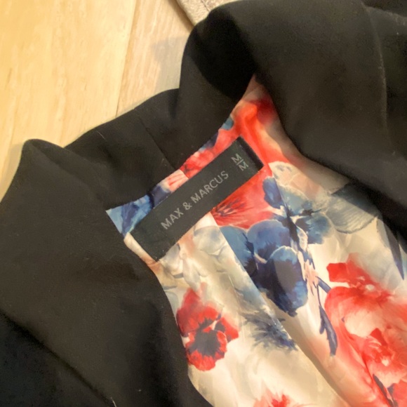 Black Boyfriend Blazer - Picture 3 of 3